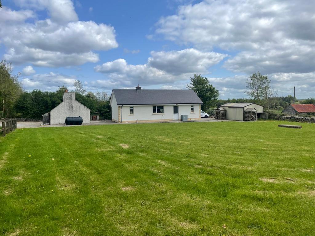 Higgins House Villa Ballyhaunis Exterior photo